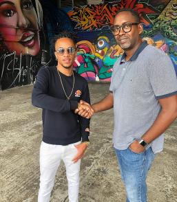 T-STONE SIGNE CHEZ CHABINE PROD