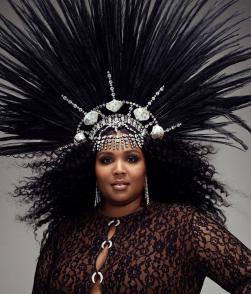 LIZZO REMPORTE LA PREMIÈRE PLACE DANS LE TOP BILLBOARD.