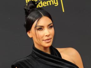 KIM KARDASHIAN: C'EST LA GUERRE AVEC SA SOEUR KENDALL JENNER, QUI CRITIQUE LE PRÉNOM DE PSALM